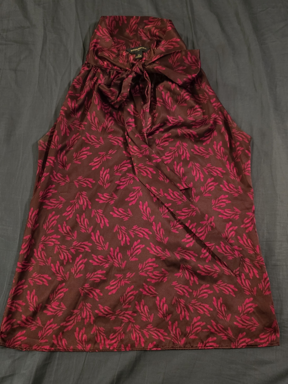 Banana Republic Sleeveless Bow-Tie Top in Burgundy and Fuchsia